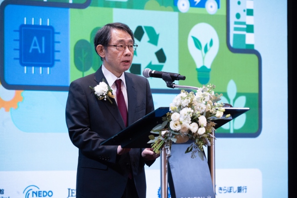 登壇する東京都立産業技術研究センター（TIRI）の黒部篤理事長