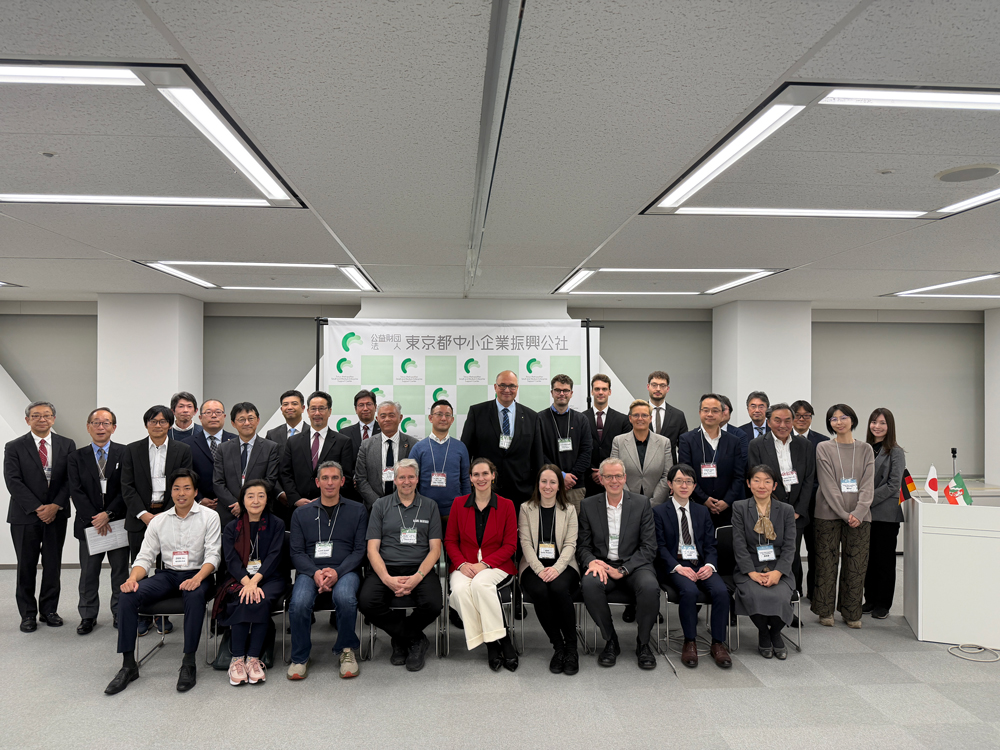 (3 of 3)photos from networking event in 2025