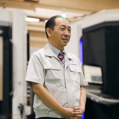 𠮷本誠氏の顔写真