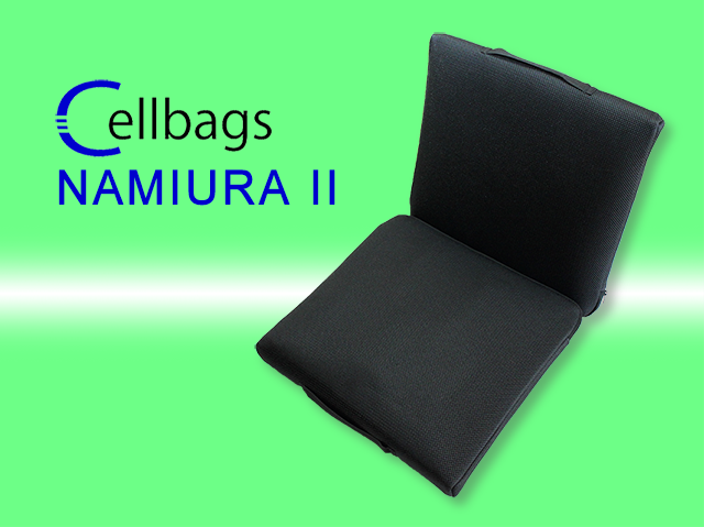 「NAMIURA」という製品は、葛飾北斎の富嶽三十六景の中でも有名な「神奈川沖波裏」にインスパイアされ、波や振動のエネルギーをイメージするのにふさわしいと考え、名付けて商標登録された。