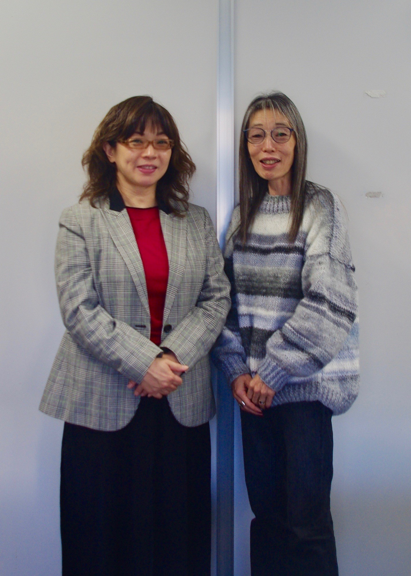 代表取締役:河﨑 麻奈美さん(左)経営部 兼 総務部マネージャー:山口 ひさのさん(右)
