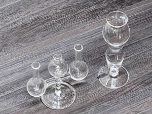 理化学ガラスの花瓶に込めた思いとは?