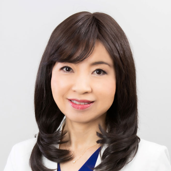 山口 里美氏