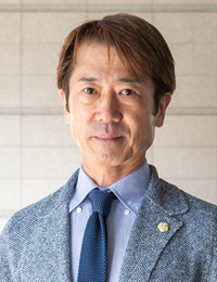 市勢 善浩氏