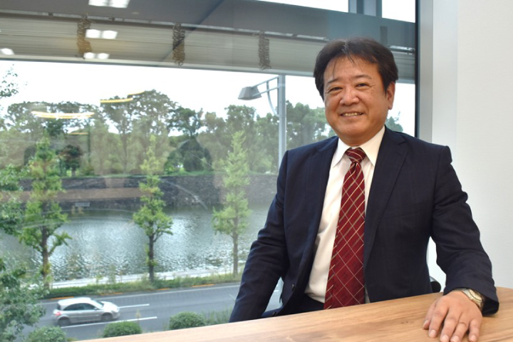 入山 公成 さん