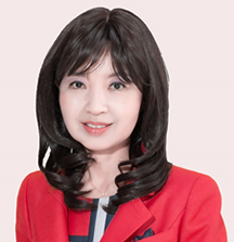 山口 里美氏