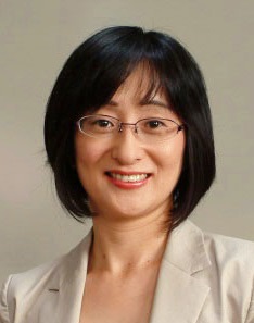 講師