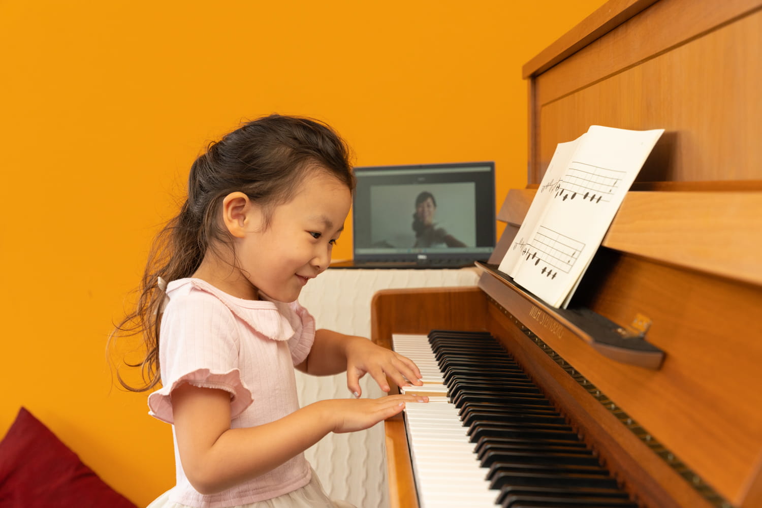 海外居住者専用　日本語によるお子様向けオンラインピアノレッスン【OTOIRO＋】