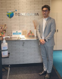 取締役の利根川 靖 氏