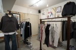 衣服などファッションアイテムの企画・デザイン・製造・販売 UNRESS吉祥寺