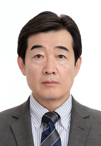 五十嵐 靖明　氏